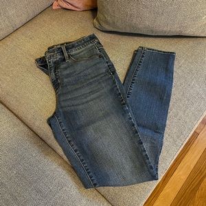 Universal Thread High Rise Skinny jeans